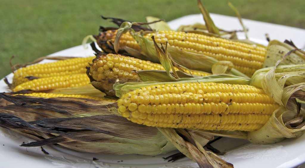 Easy Grilled Corn On The Cob Recipe Seasoned In Husk