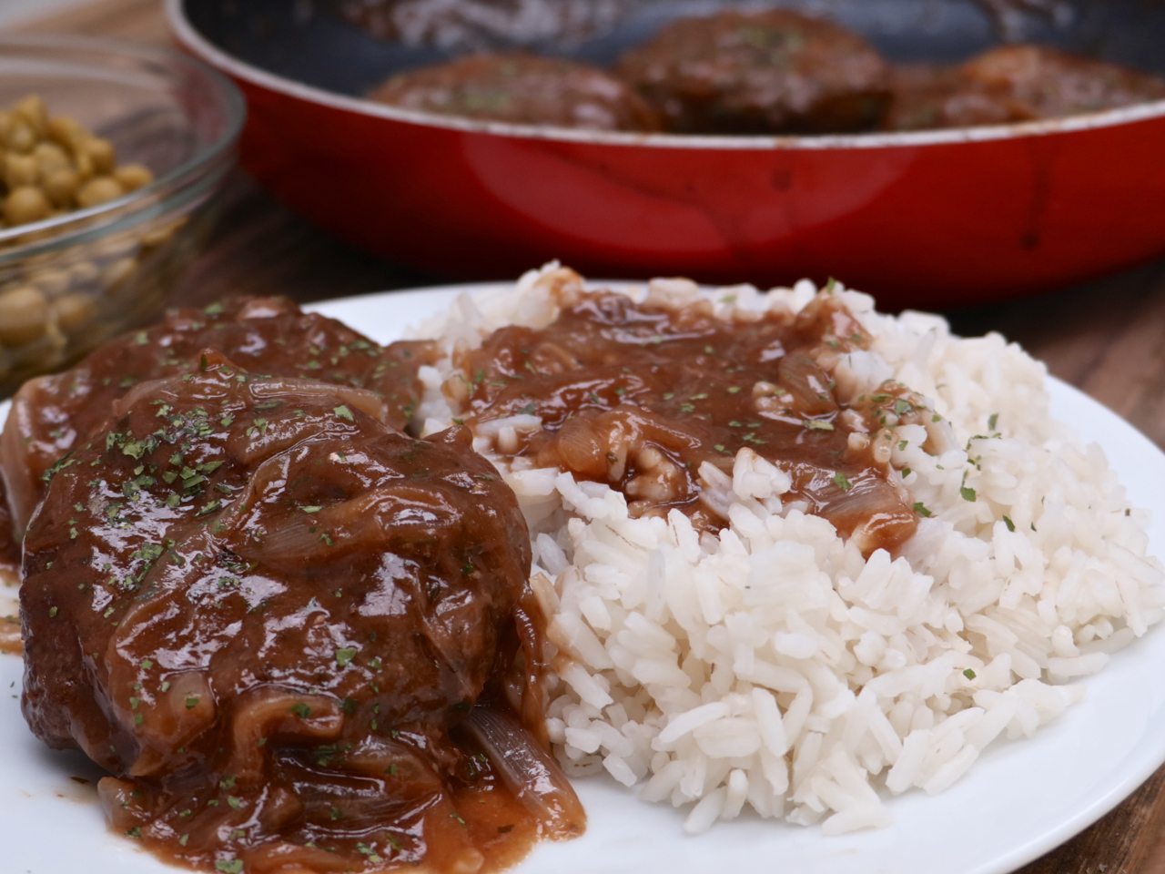 Southern Hamburger Steak & Onion Gravy