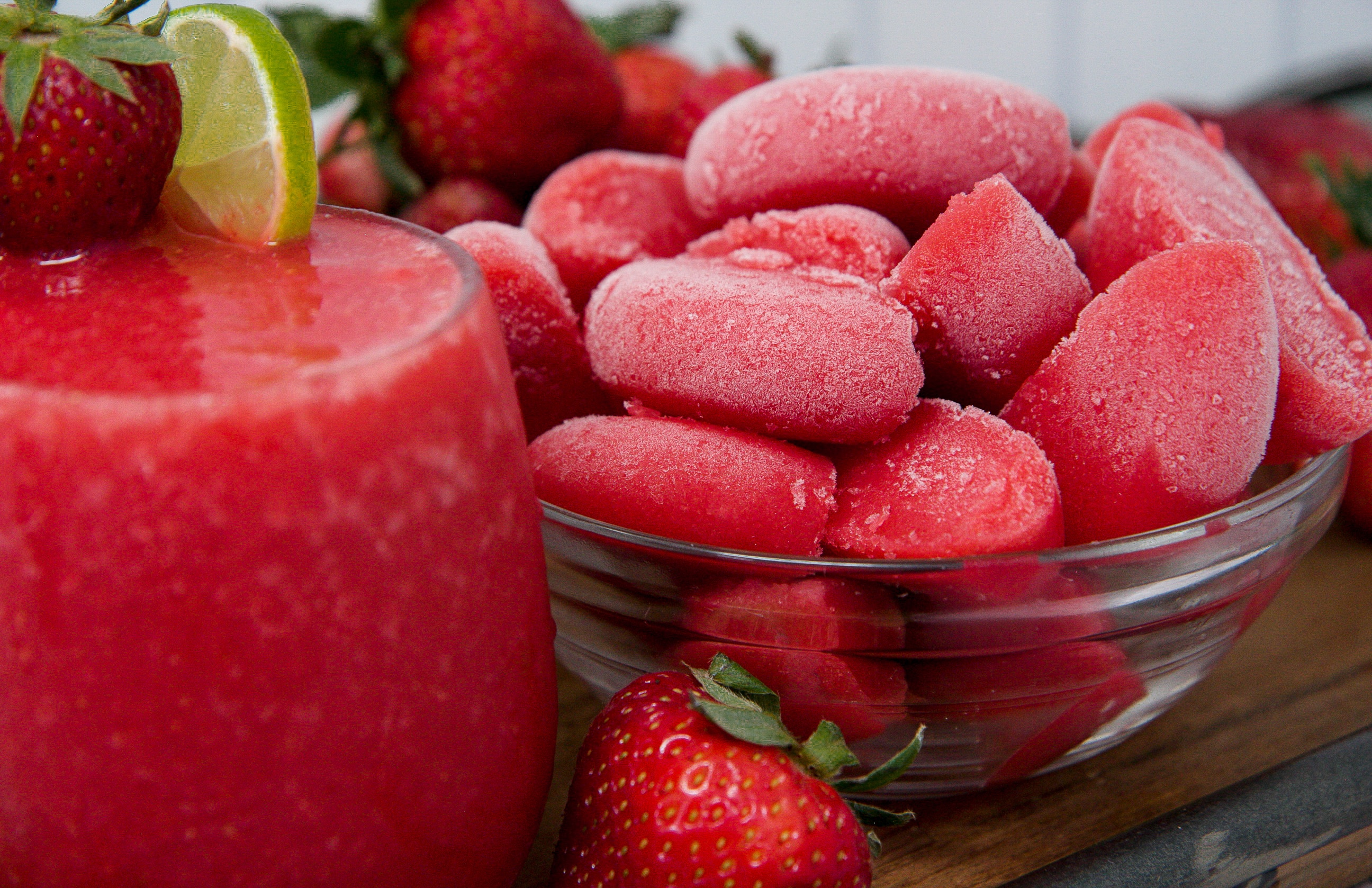 Frozen Strawberry Daiquiri SO ADDICTIVE! Perfect Texture