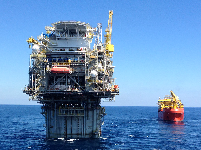 Anadarko makes 2 billion deal for GOM deepwater assets WorkBoat