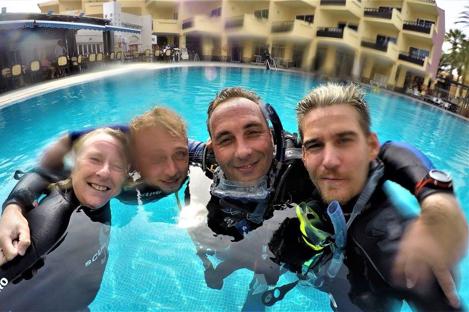 Scuba Instructor Course IDC (14) Divemaster internship PADI