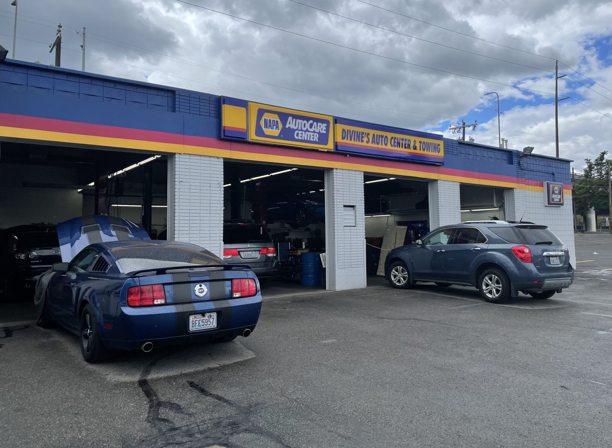 Divine's Auto Repair Shop 203 W 3rd Ave Spokane, WA 99201
