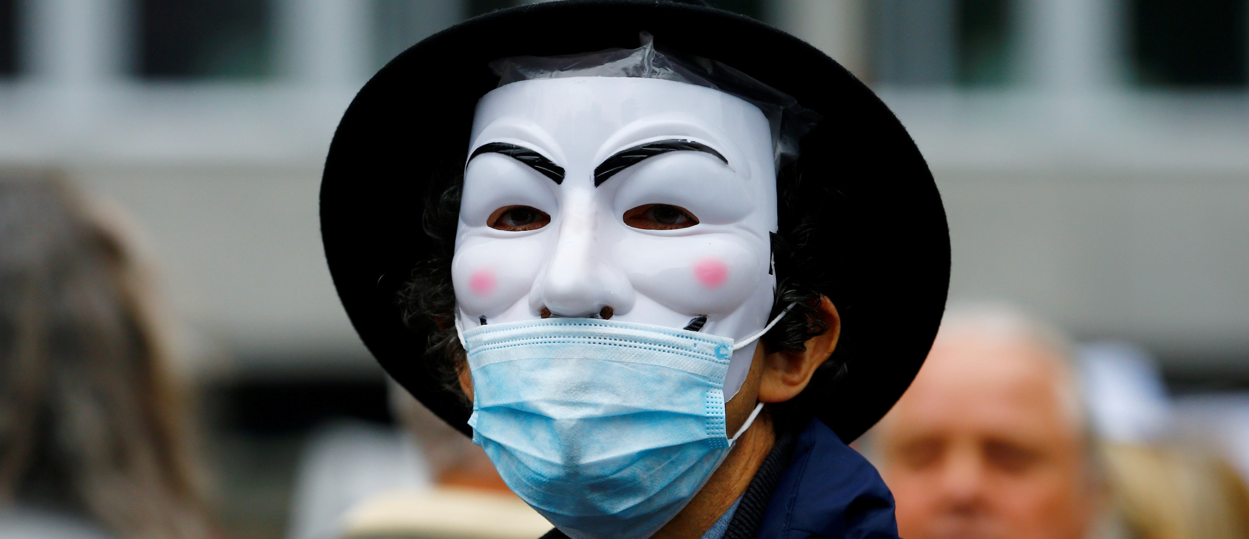 A Year to Mask and Unmask The University of Chicago Divinity School