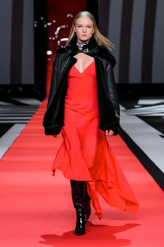 Emilia Narecka & Maja Salamon for LA MANIA fashion show Division