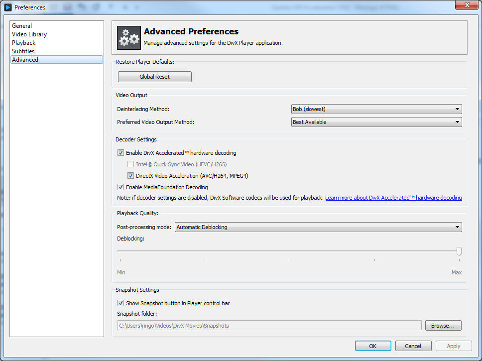 How do I enable/disable hardware acceleration and decoding in the DivX