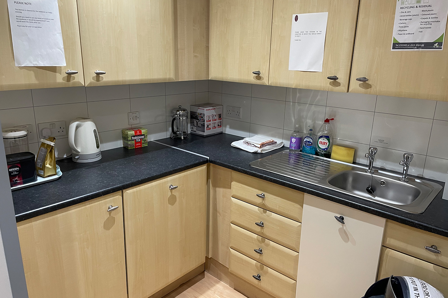 Office space in Guernsey serviced offices available in St Peter Port Office