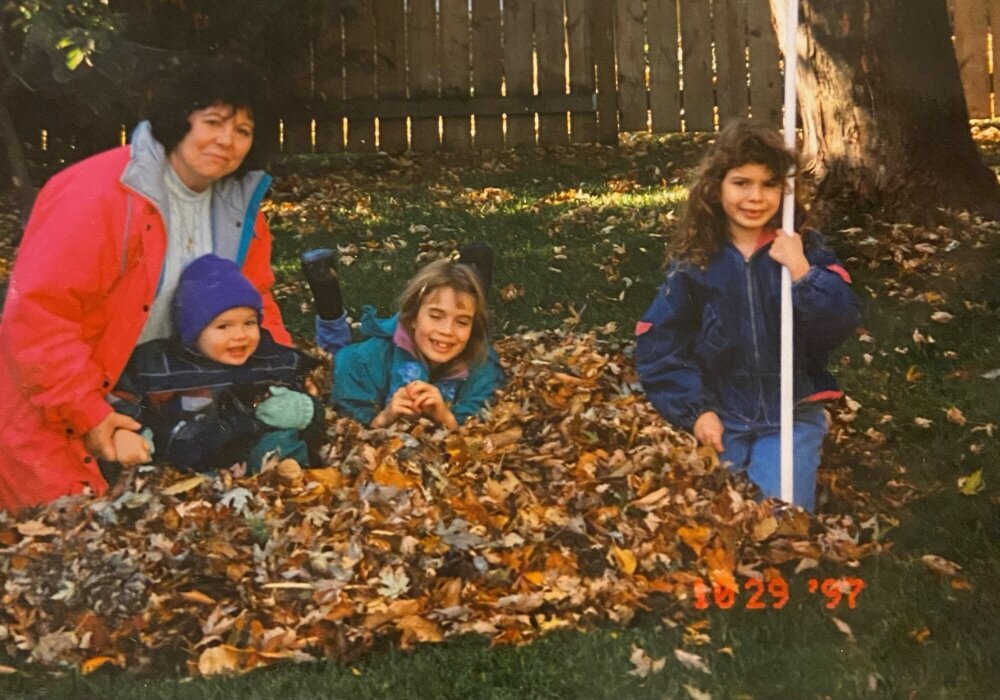 Contributions to the tribute of Louise Brill DixonGarland Funera...