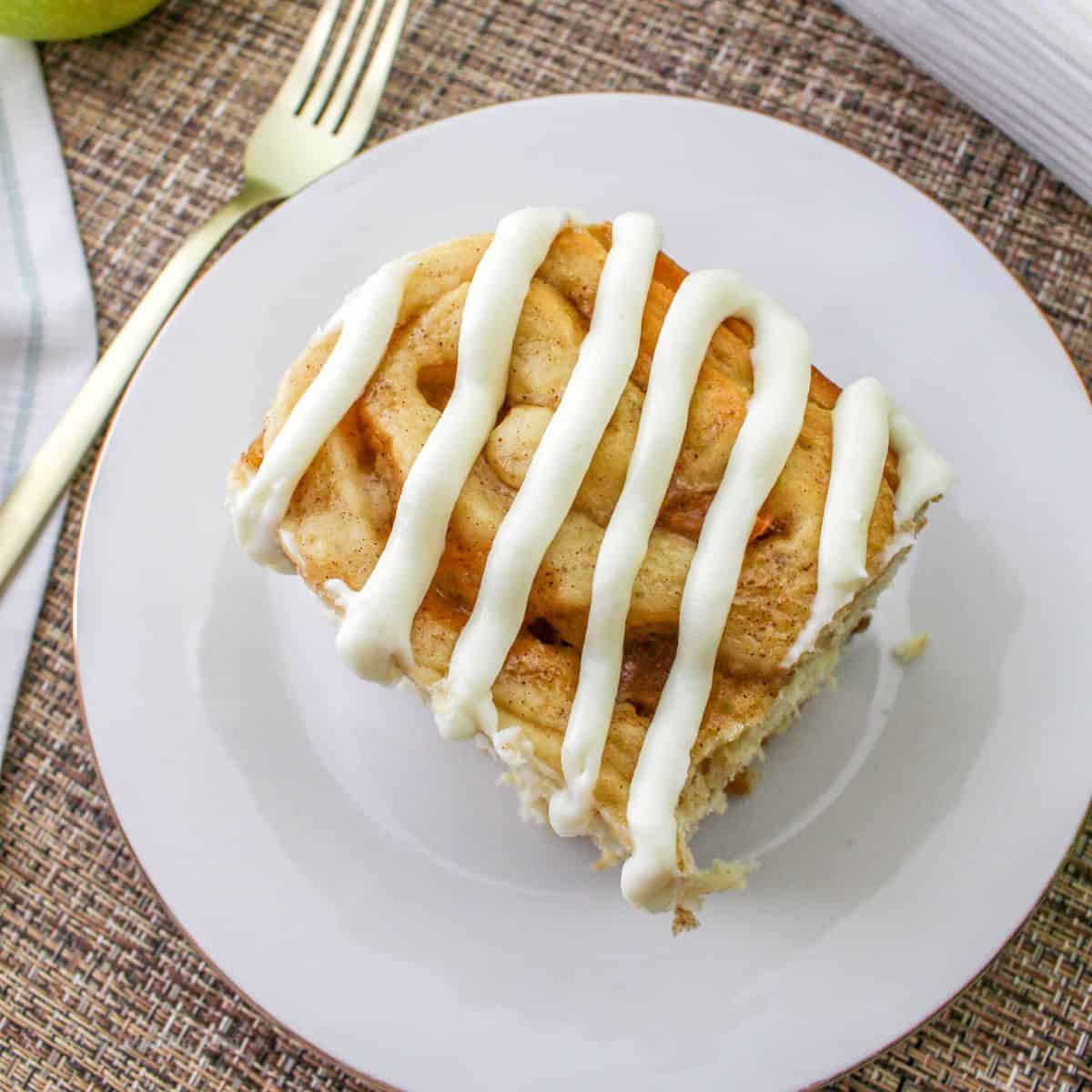 Apple Pie Cinnamon Rolls Recipe DIY and Fun