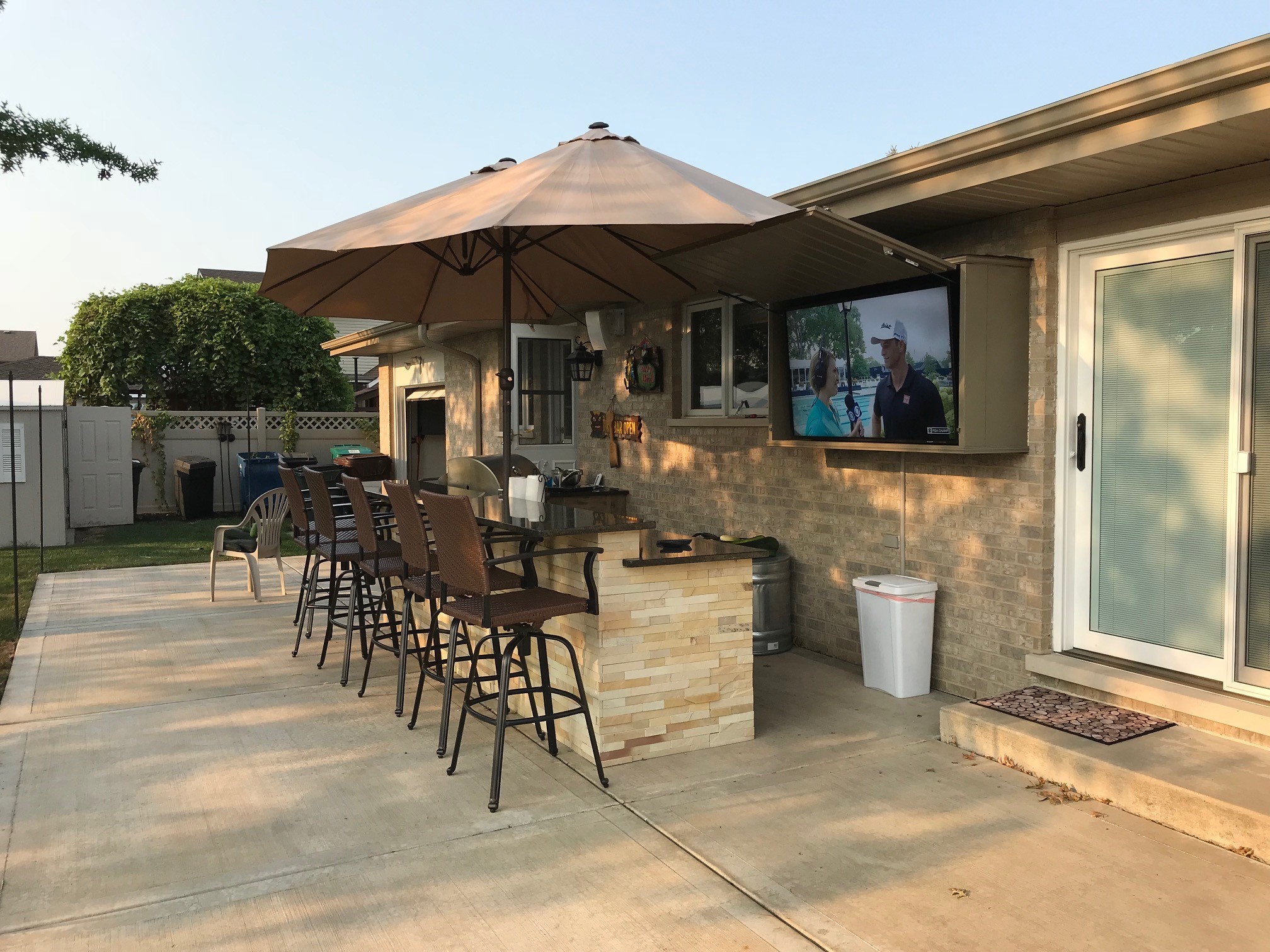 Outdoor TV with PopUp Door Downloadable Building Plan DIY