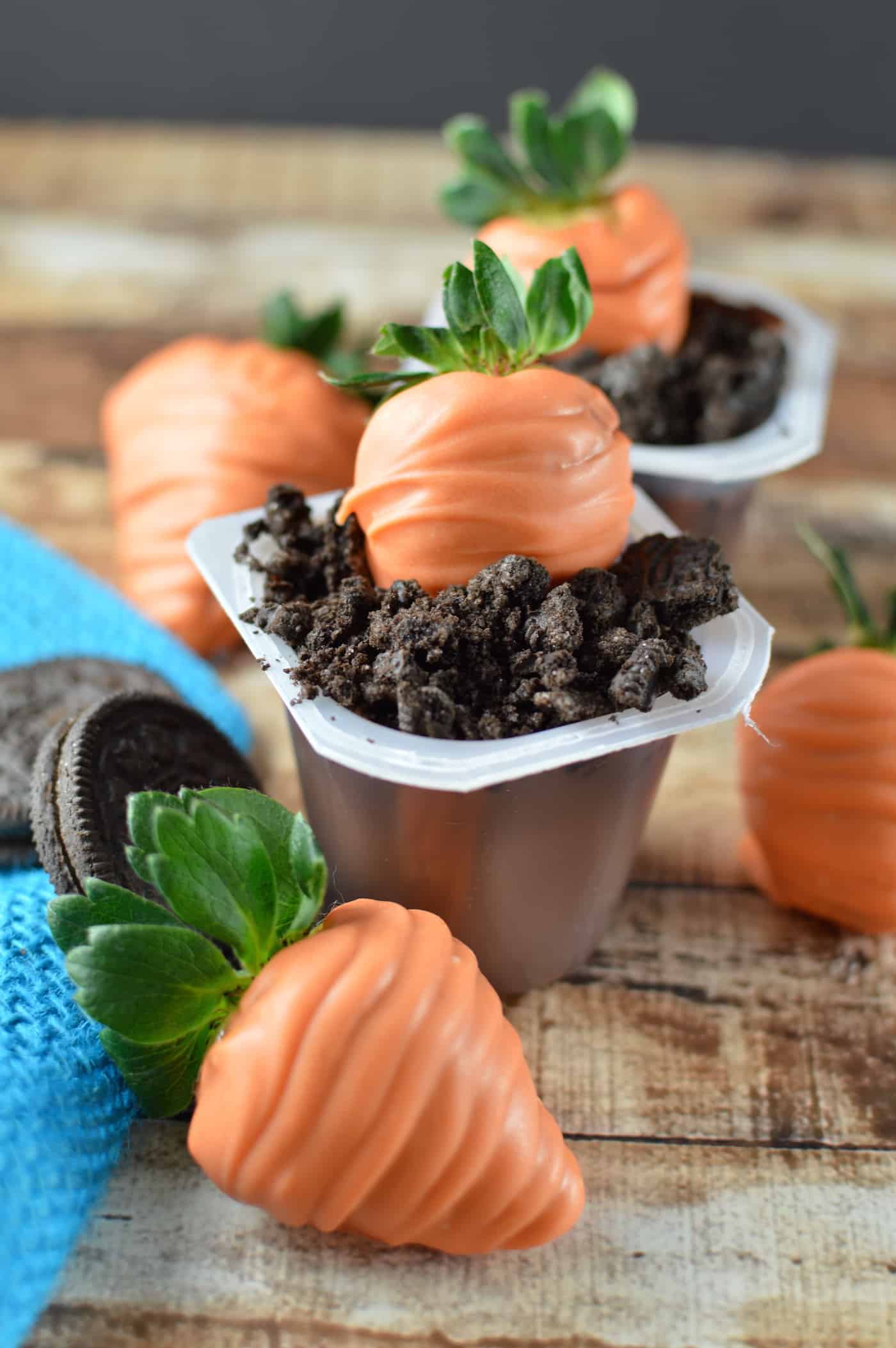 Oreo Dirt Pudding Cups Are A Fun Easter Treat! DIY Candy