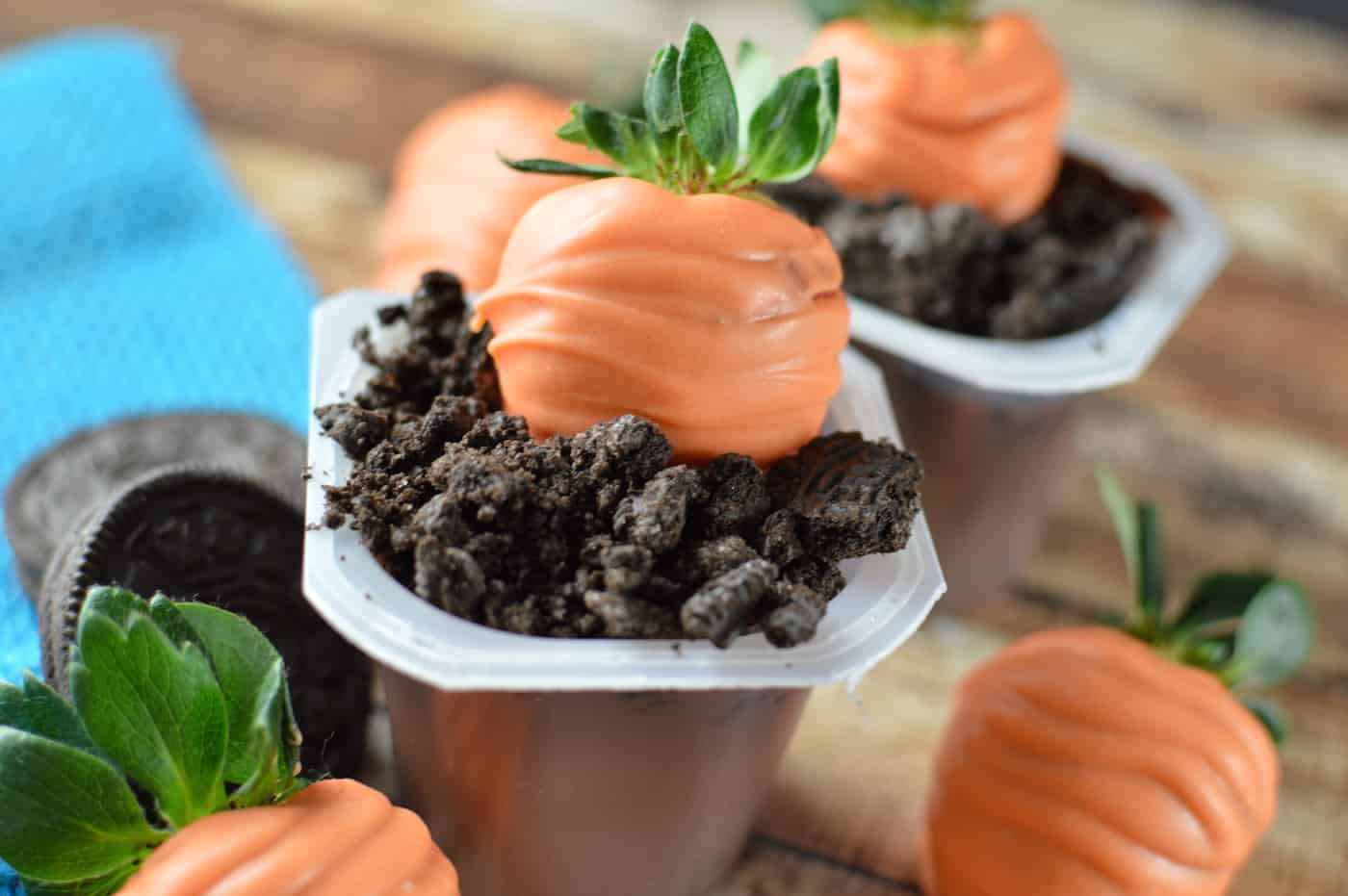 Oreo Dirt Pudding Cups Are A Fun Easter Treat! DIY Candy