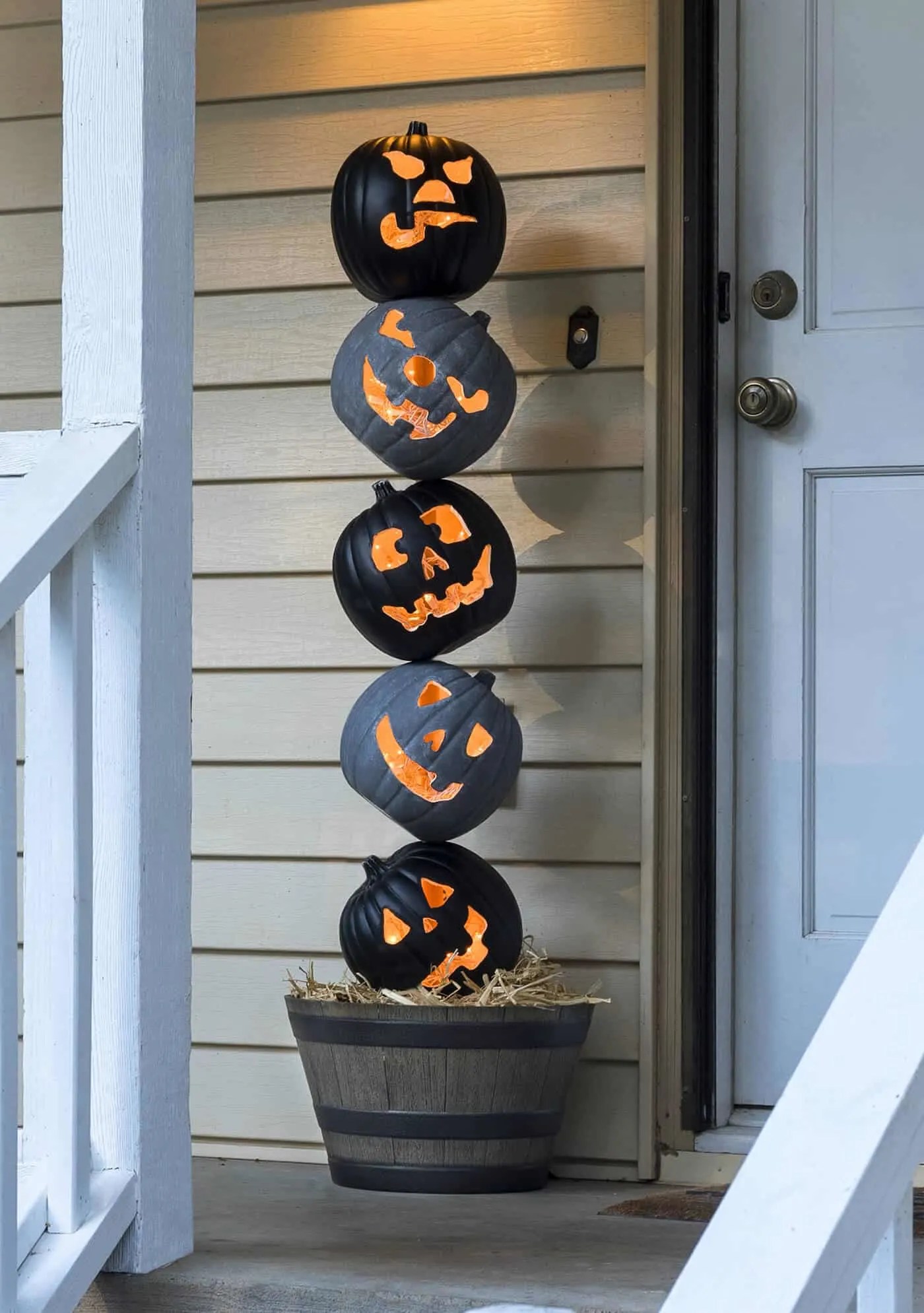 21 DIY Halloween Front Porch Decor Sparkling Boy Ideas