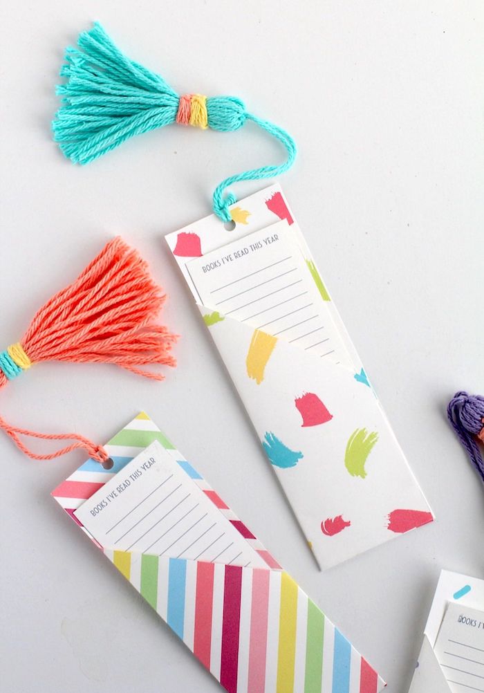 DIY Bookmarks to Make Reading Fun! DIY Candy