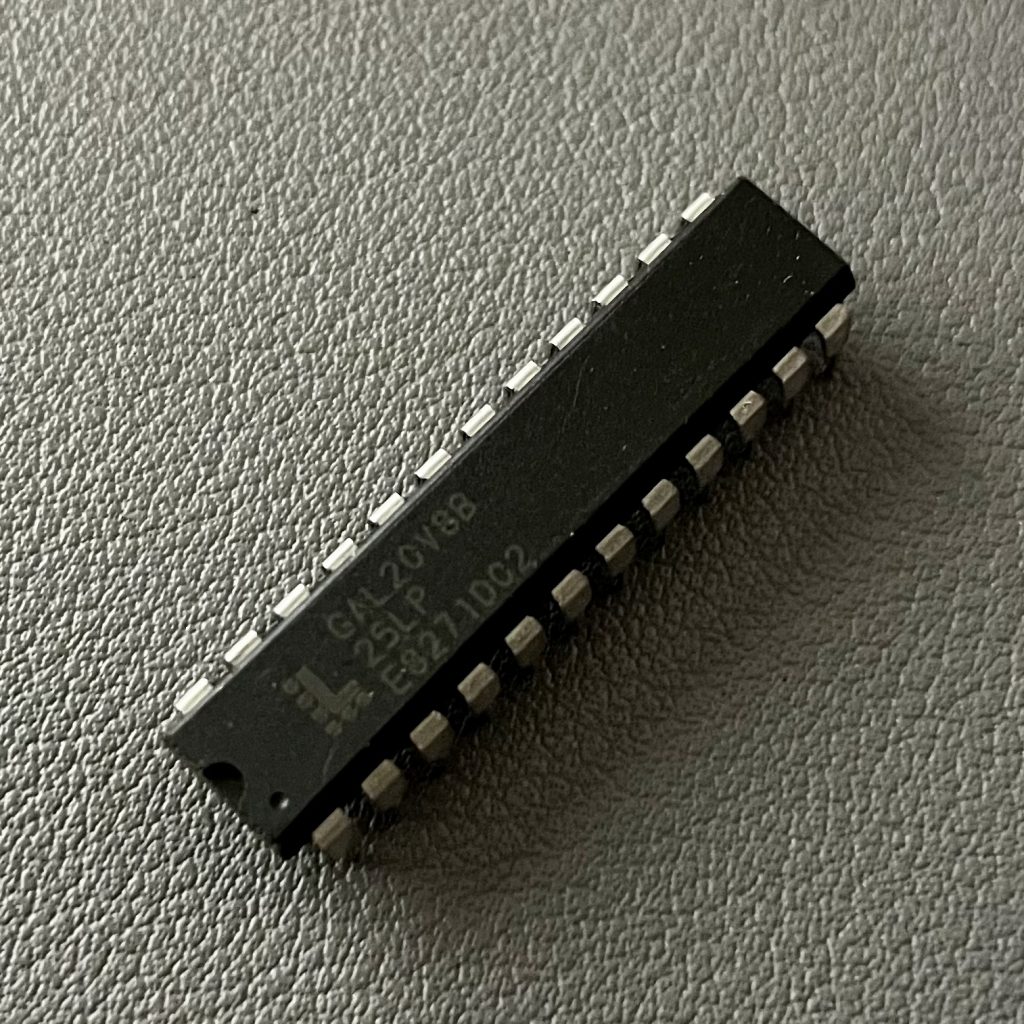 GAL20V8B25LP CPLD Complex Programmable Logic Device 25ns 8MC DIP24