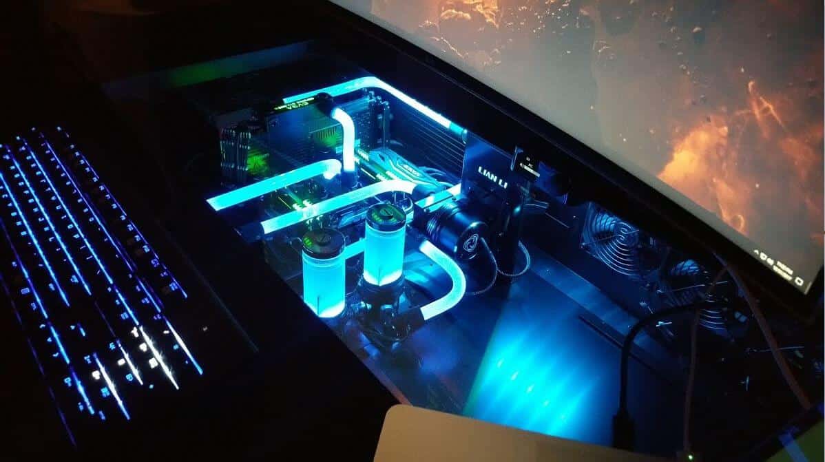 Lian Li DK05 Desk PC A DroolWorthy Liquid Cooled Build! DIY Desk PC