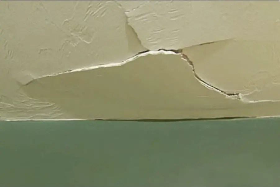Types Of Ceiling Cracks With Pictures (IS IT SERIOUS?!) DIY Home Ninja