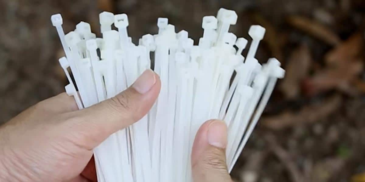 Here Are Some Super Cool Tricks You Can Do With Zip Ties That Never