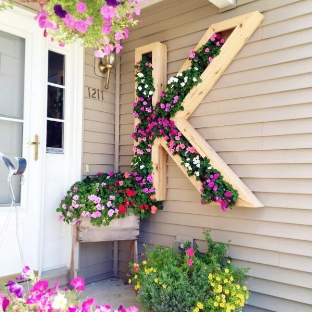 42 Brilliant Country Decor Ideas To Make For Your Porch