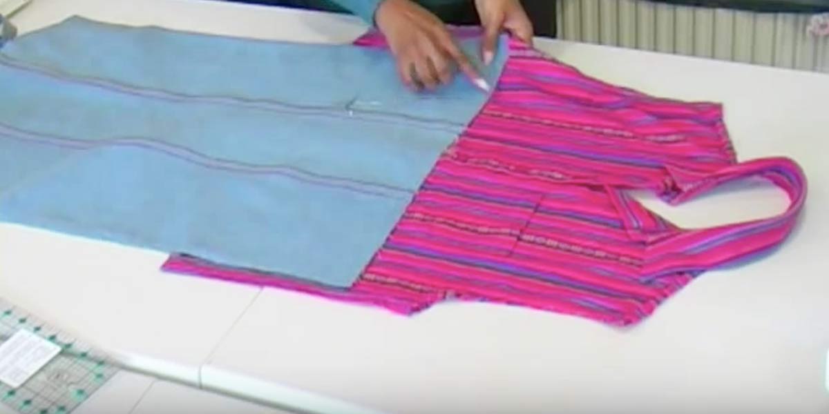 Turn Jeans and A Shirt Into An Apron