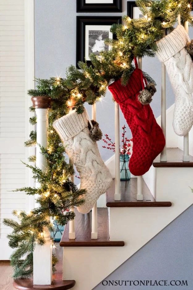 38 Best Cheap DIY Decor Ideas For The Holidays