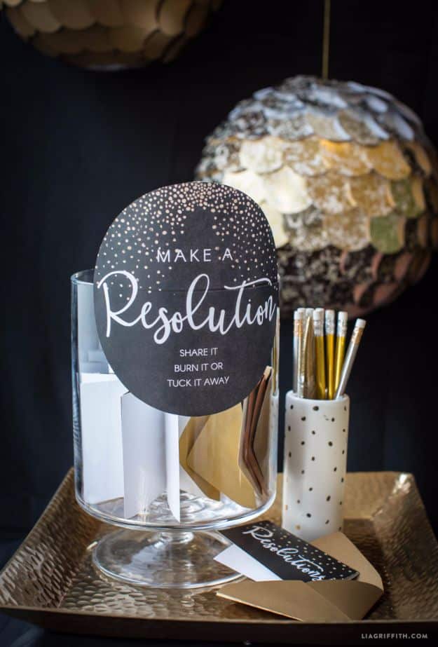 37 DIY New Years Eve Decor Ideas
