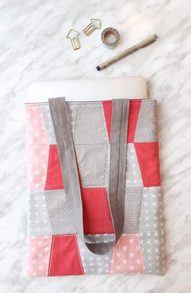 34 DIY Laptop Bags That Are Sure To Match Your Awesome Style
