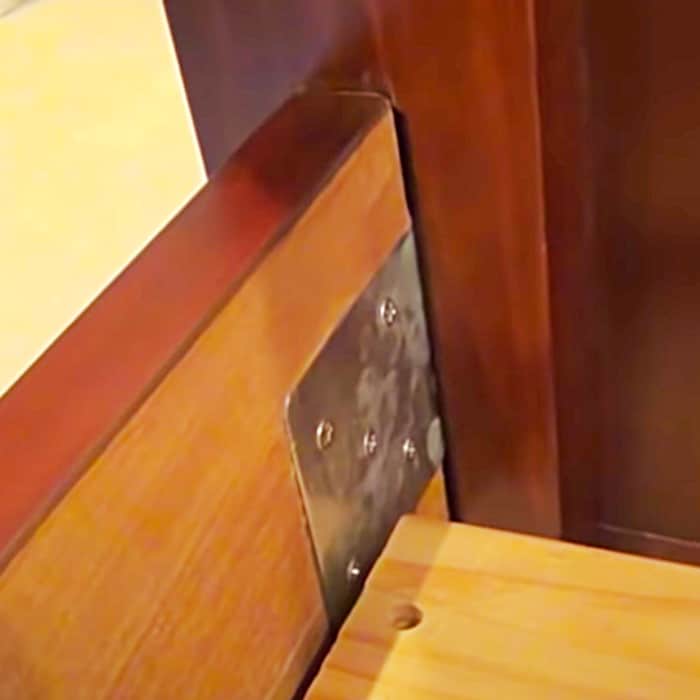 How To Fix A Squeaky Bed