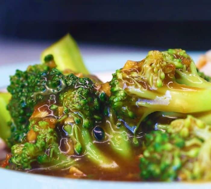 Easy To Make Broccoli In Garlic Sauce