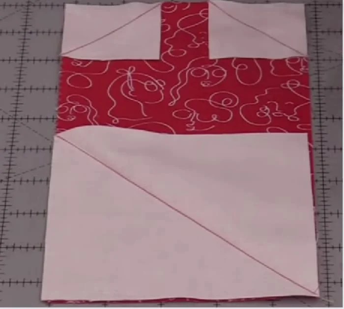 How to Sew a Heart Table Runner From 10" Squares