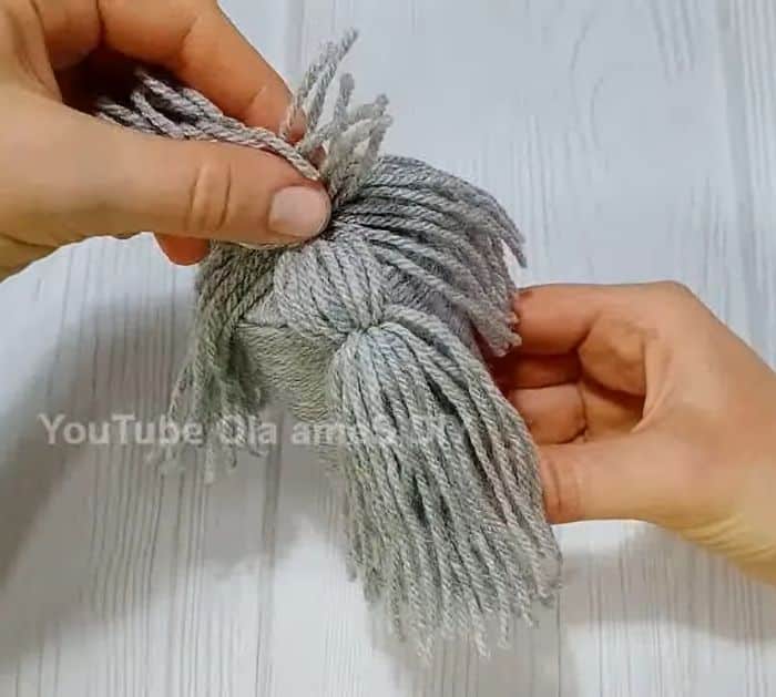 Super Easy Yarn Dog DIY