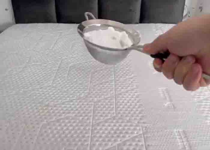 How to Clean Mattress Using Baking Soda