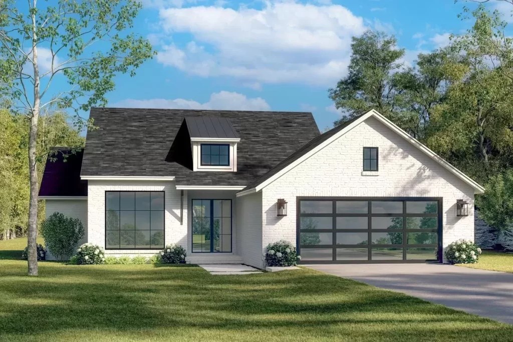 3Bedroom SingleStory Transitional Style Farmhouse with IndoorOutdoor