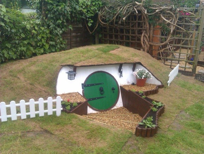 Build a hobbit house in your backyard DIY projects for