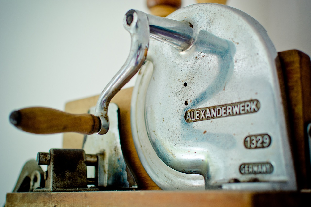 How to Make Die Cuts Without a Machine Beneficial Method (2024)