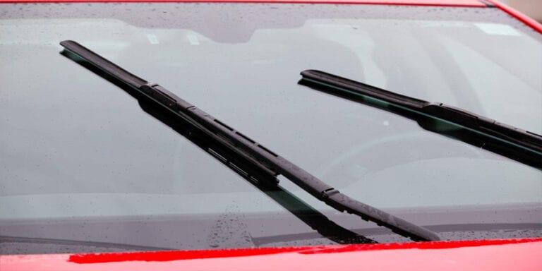 How to Fix a Windshield Wiper That Won't Move (Updated 2021)
