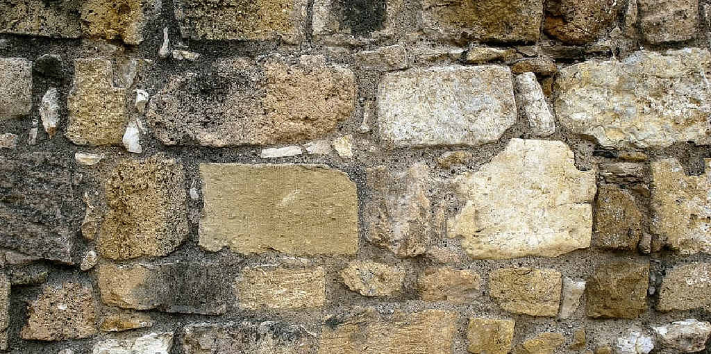 DIY Cement Brick Mold Detailed in 4 Steps (2024)