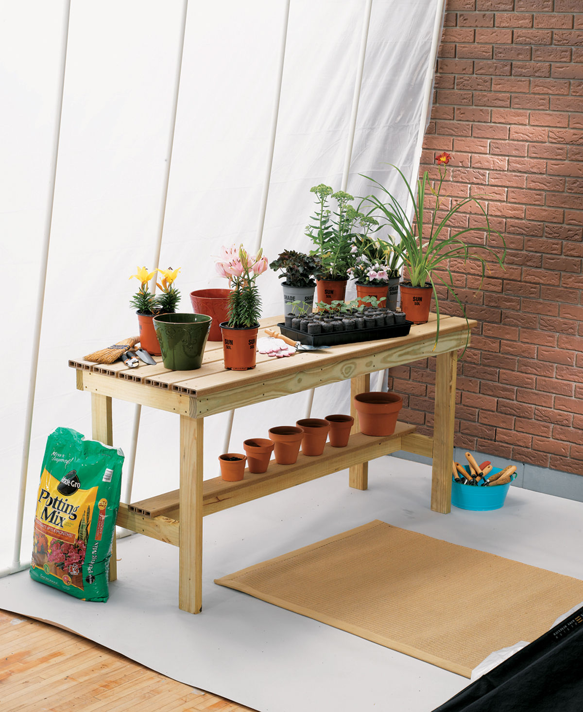 15 Free Potting Bench Plans