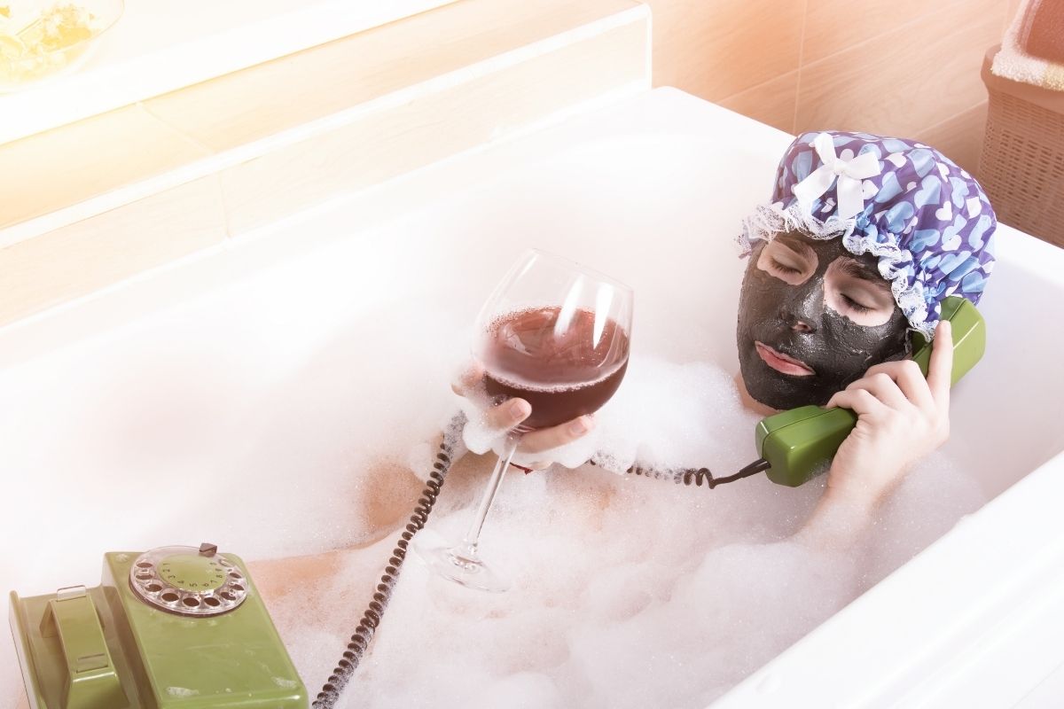 How to Have a Fantastic Self Care Bath Routine to Feel Good