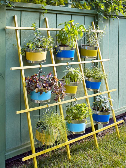How to make DIY trellis vertical container garden DIY Tag