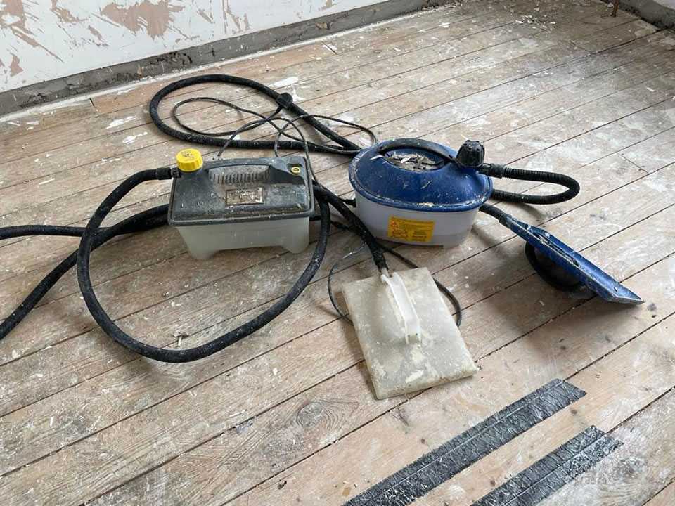 The Best Wallpaper Steamers For Quick & Easy Removal Tried & Tested