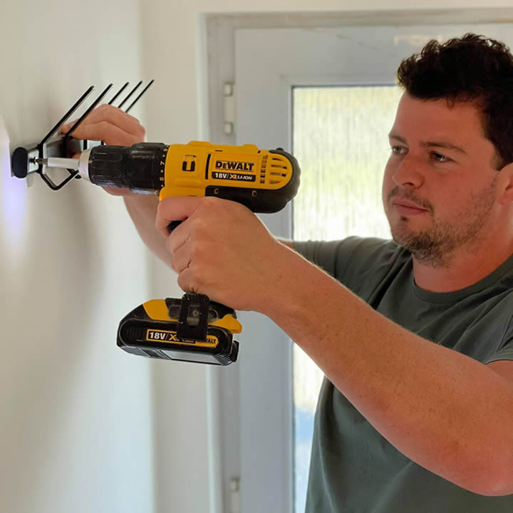 How To Remove Bathroom Sealant UK Guide By DIY Works