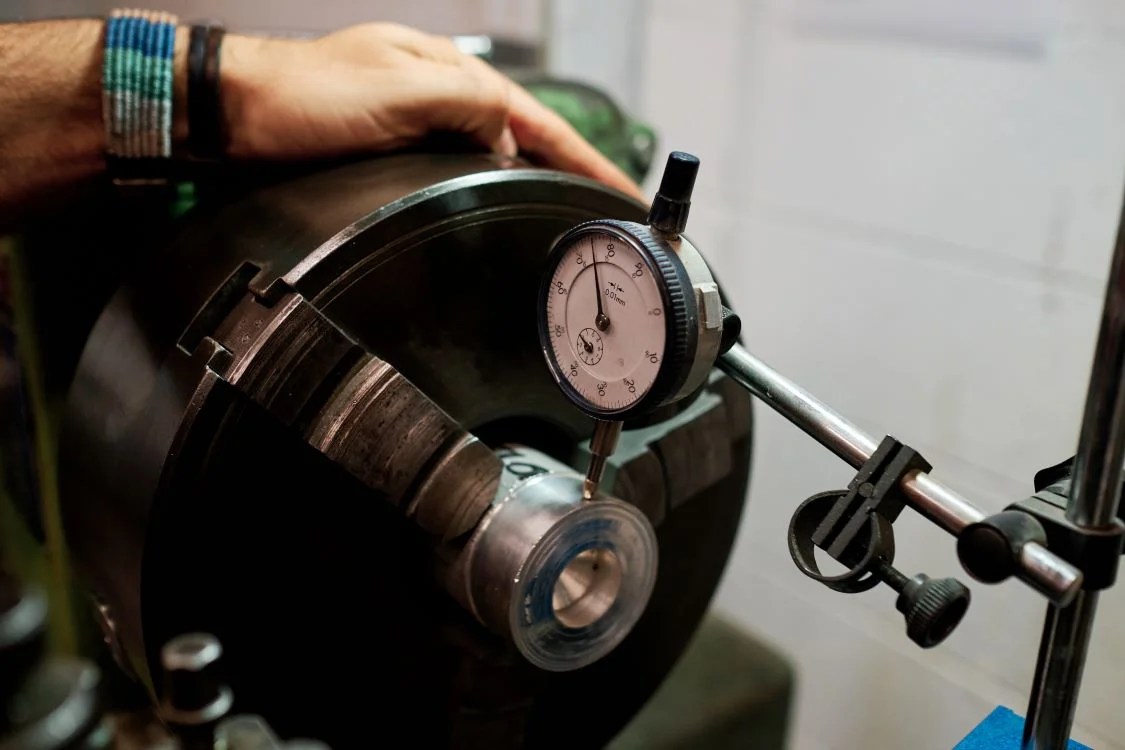 Dial Indicator Construction, Types, Working Principle, Applications