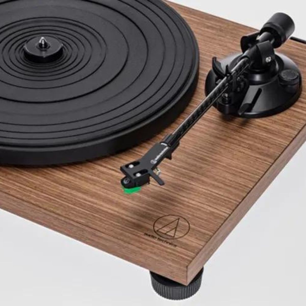 AudioTechnica ATLPW40WN Stereo Turntable (Walnut) DJ Corner