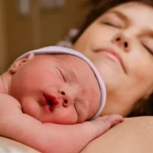 Herstellen Met Hechtingen Na De Bevalling