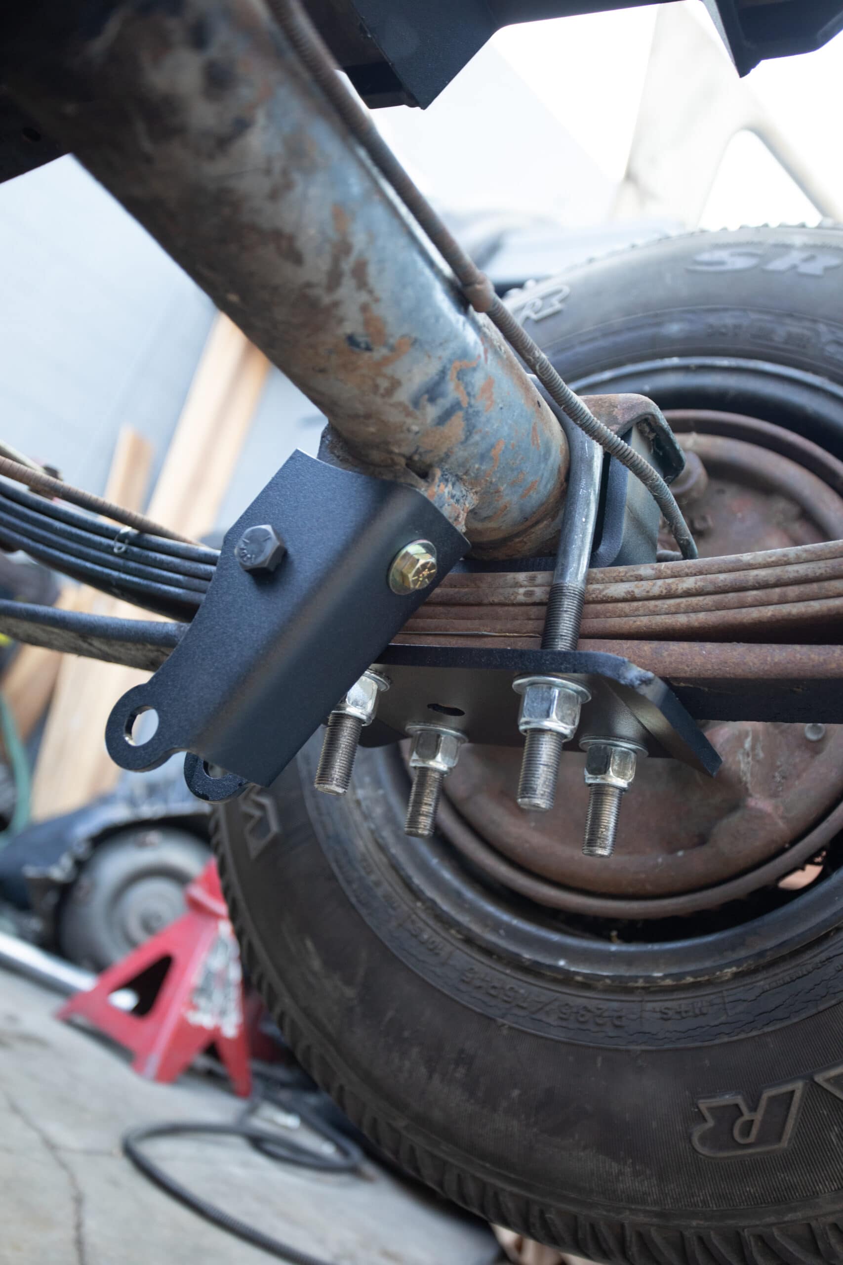 19731987 C10 5 inch Rear Axle Flip Kit DJM Suspension