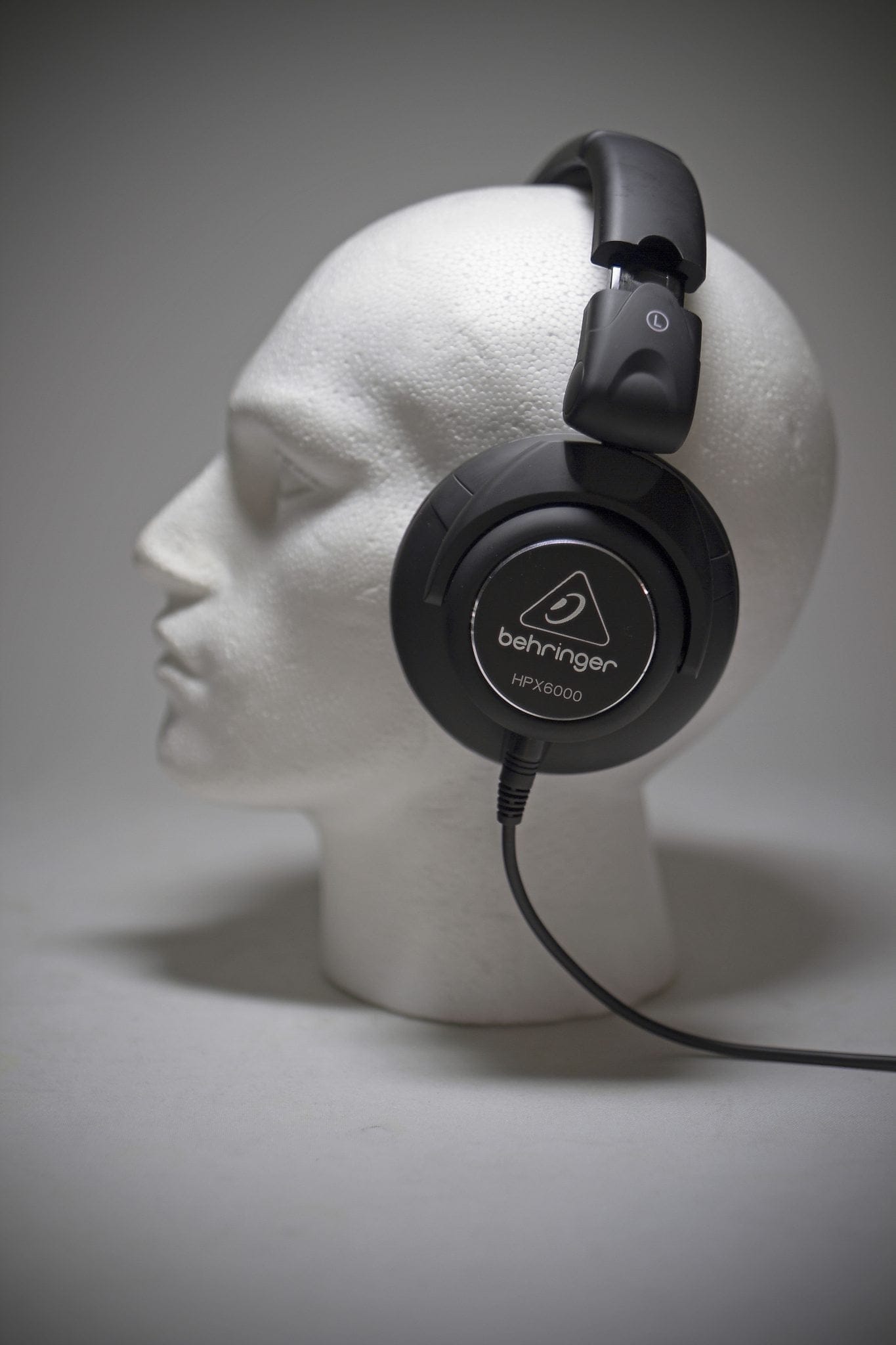 REVIEW Behringer HPX6000 DJ Headphones DJWORX