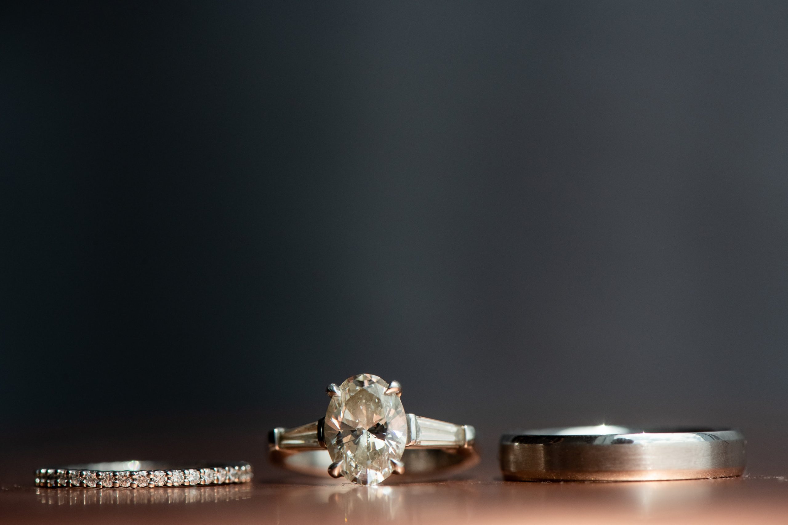 how to buy and engagement ring