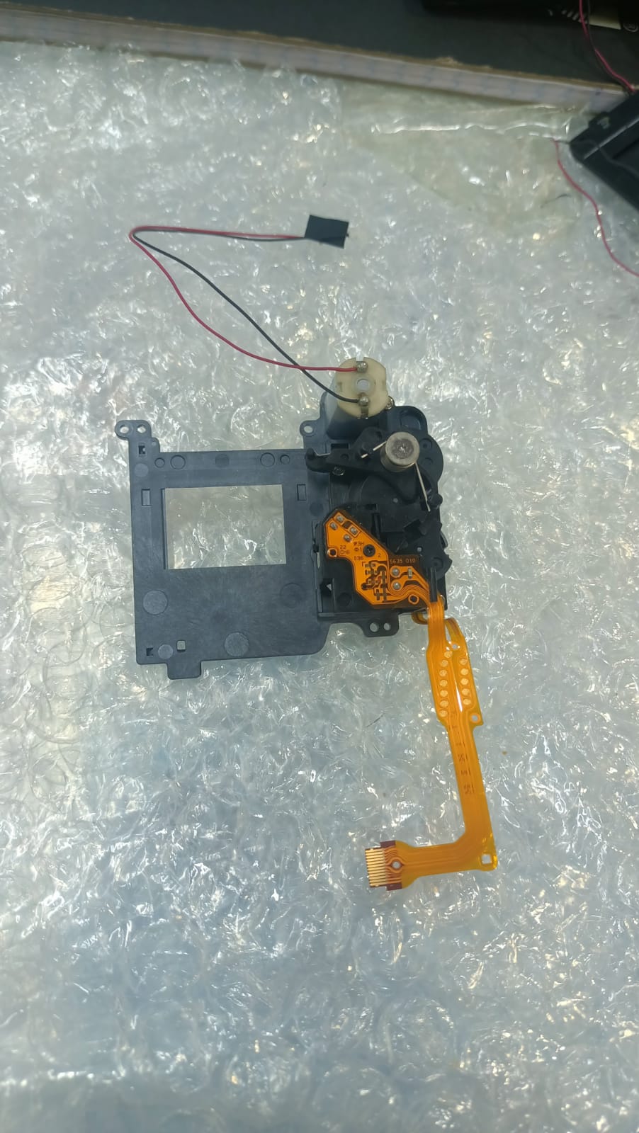 Canon 1300d shutter unit – Dk camera repair & services-Nairobi,Kenya