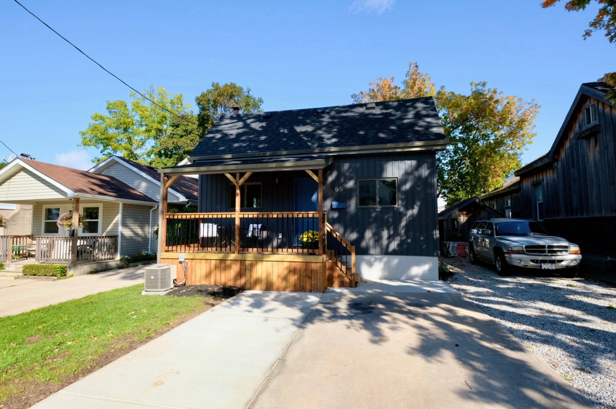 68 Briscoe Street West D.K. Imagery