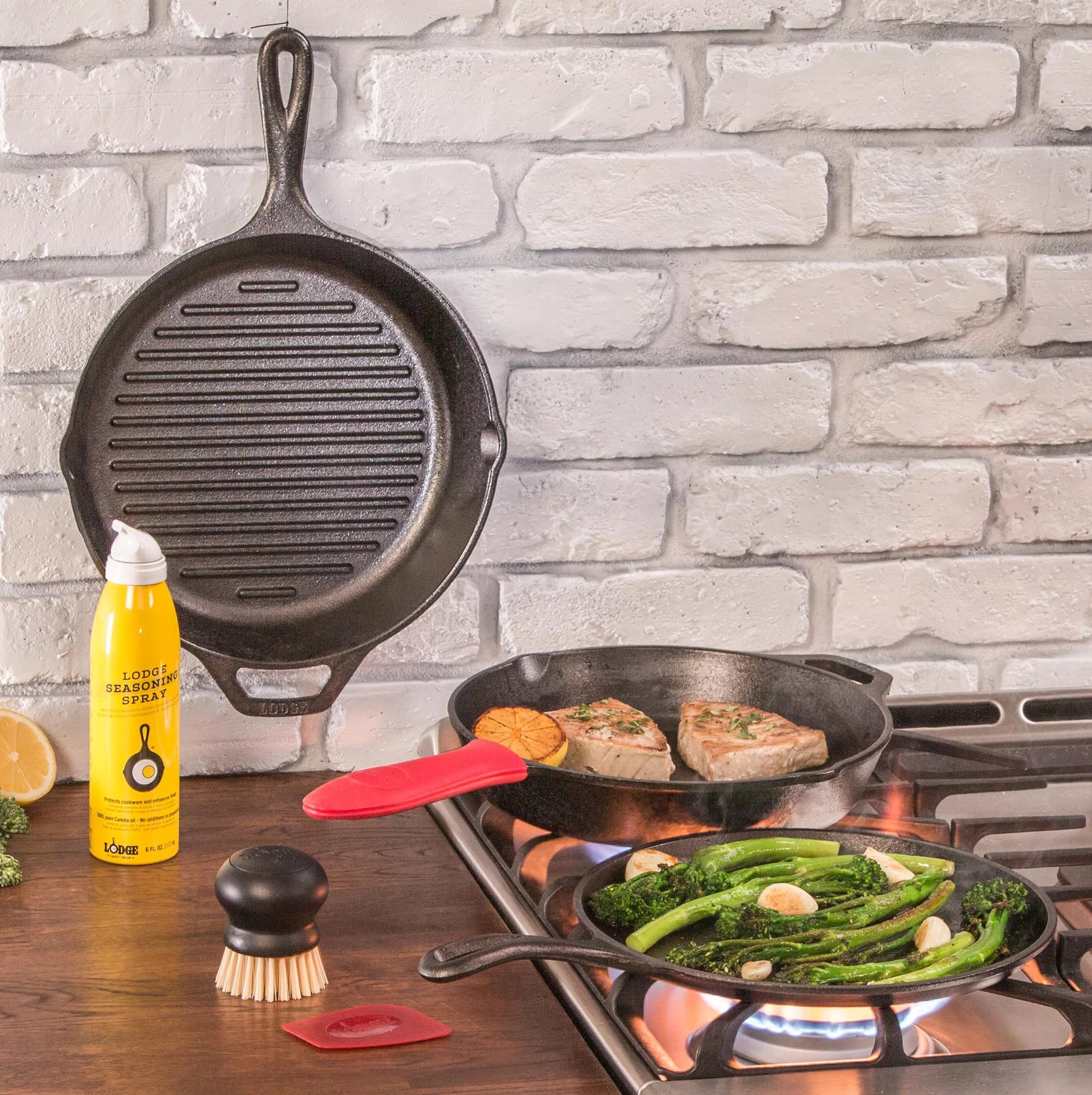 Lodge Seasoned Cast Iron Care Kit | Dick's Sporting Goods